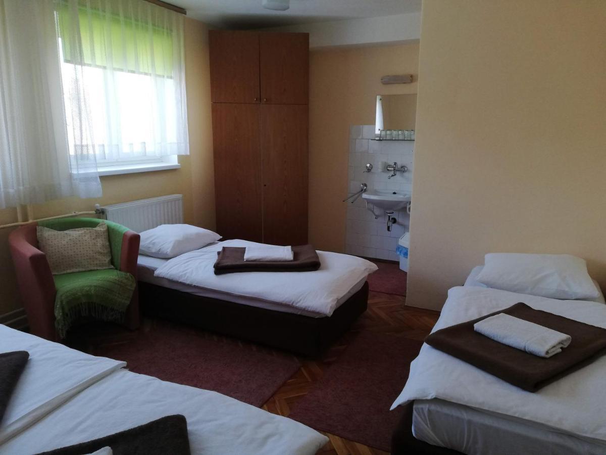 Fužine Guesthouse Arnika المظهر الخارجي الصورة