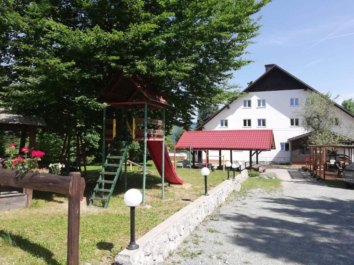 Fužine Guesthouse Arnika المظهر الخارجي الصورة
