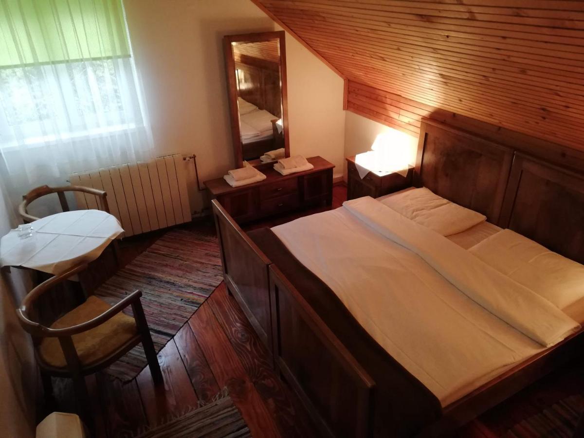 Fužine Guesthouse Arnika المظهر الخارجي الصورة